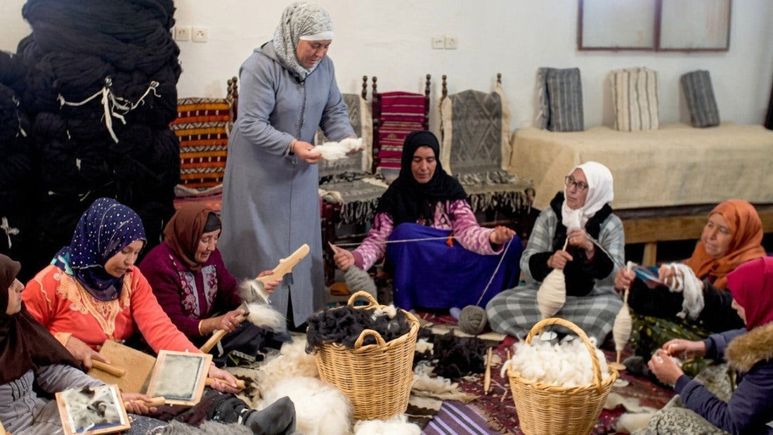 What Is a Taznakht Rug? The Bold Rugs Only Made in One Place