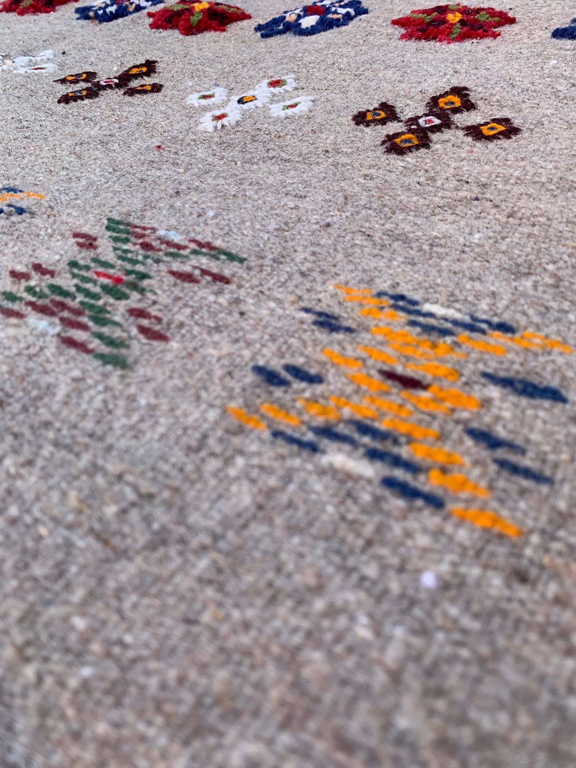 Gray Moroccan Rug – Handwoven Wool from Taznakht