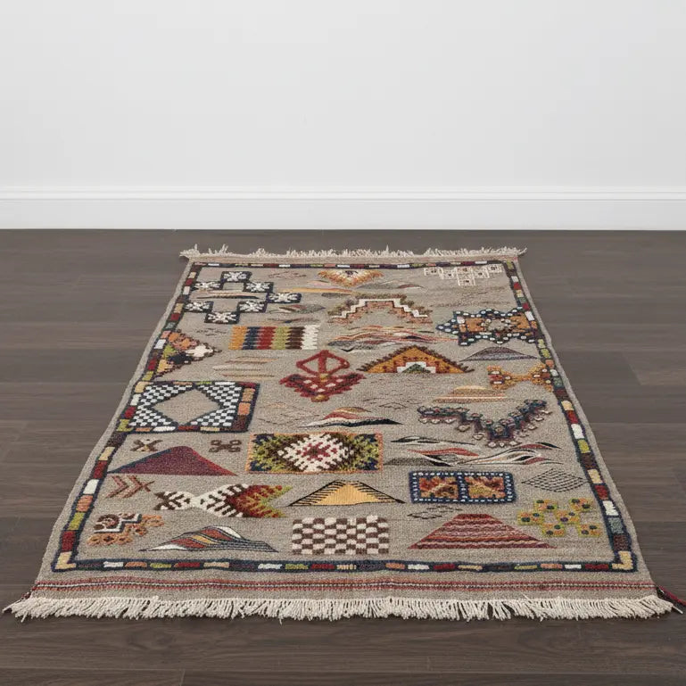 White Moroccan Rug | Handwoven Wool Rug from Taznakht