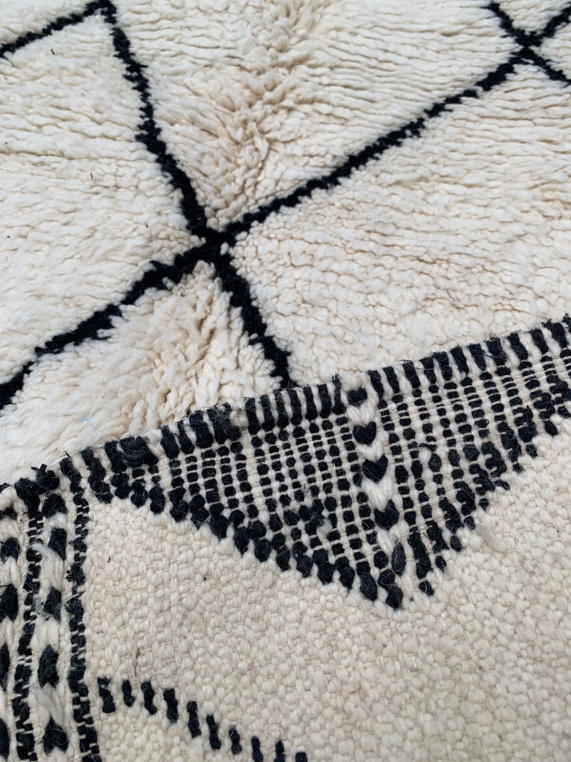  Black and White Moroccan Rug 