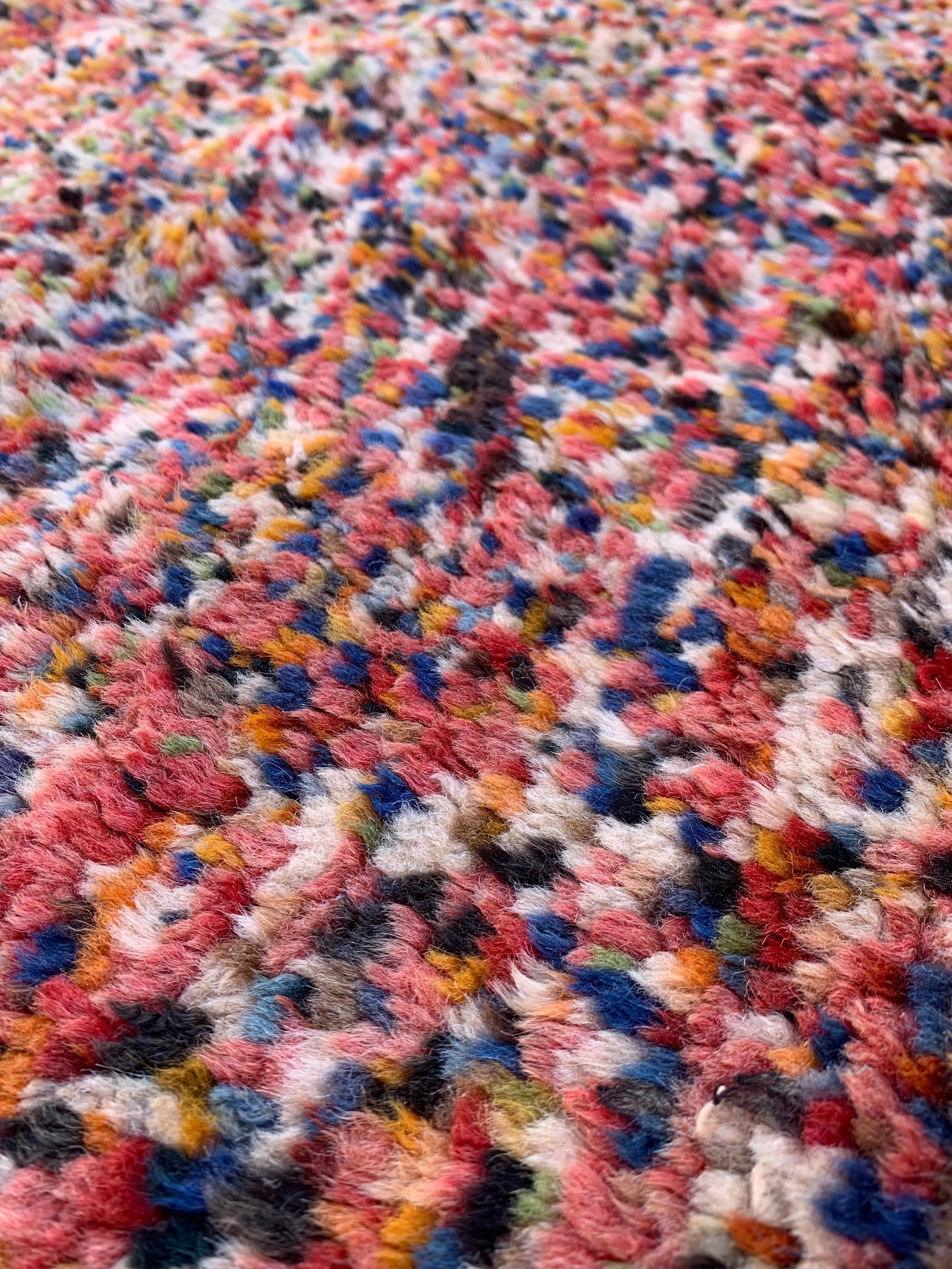 Hand-Knotted Moroccan Rug – Vibrant Multicolor Wool from Taznakht