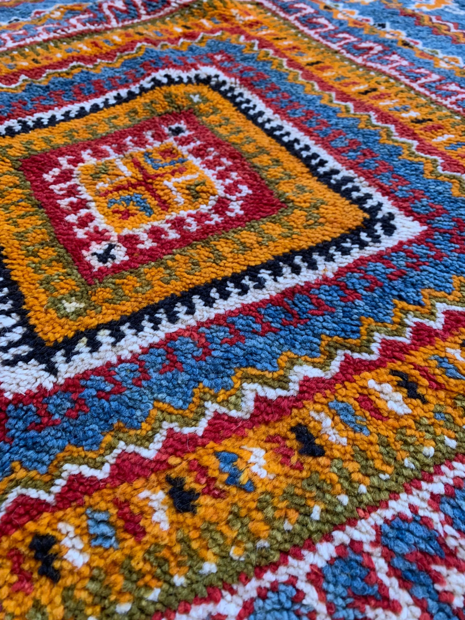 Traditional Moroccan Rug – Handwoven Artisan Wool  Piece