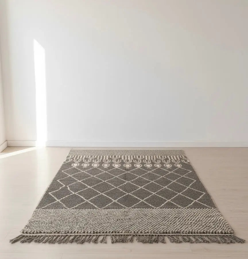Gray Moroccan Rug – Handwoven Knotted Wool from Taznakht