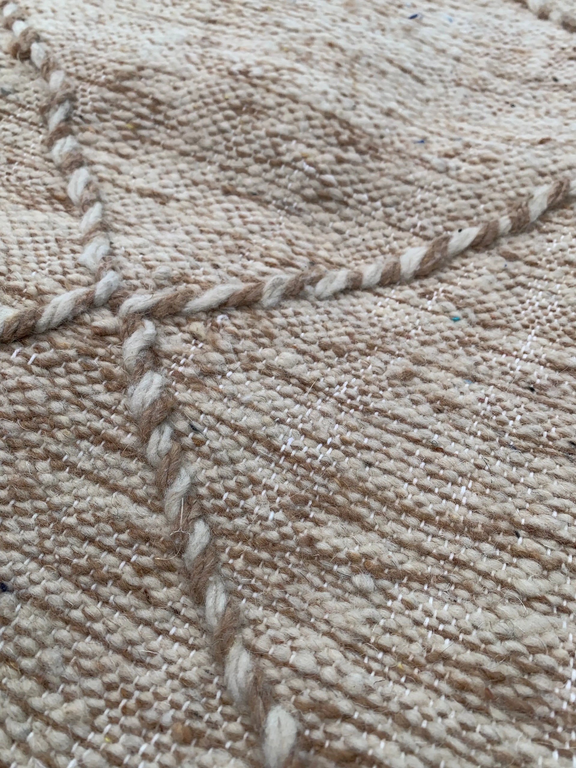 Beige Flat-Weave Rug – 200 × 120 cm (79” × 47”) TazRugs