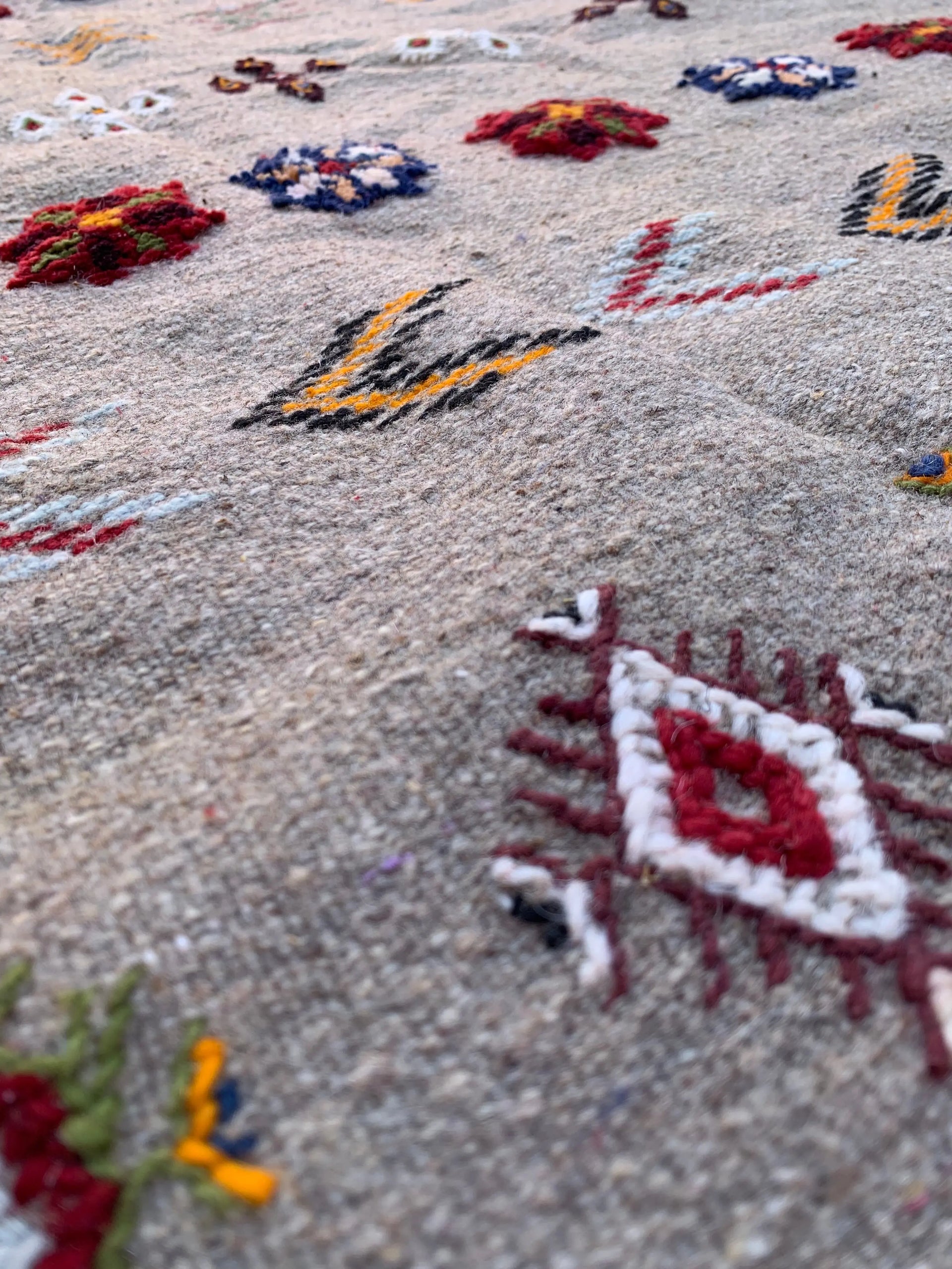 Gray Moroccan Rug – Handwoven Wool from Taznakht