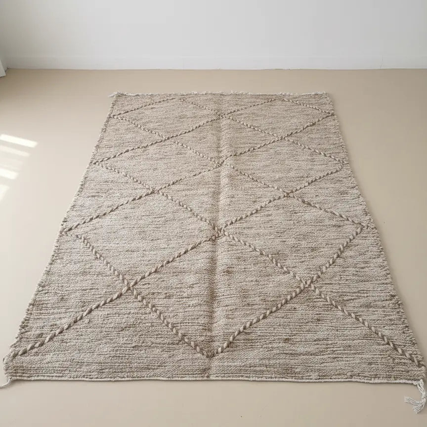 Beige Flat-Weave Rug – 200 × 120 cm (79” × 47”) TazRugs