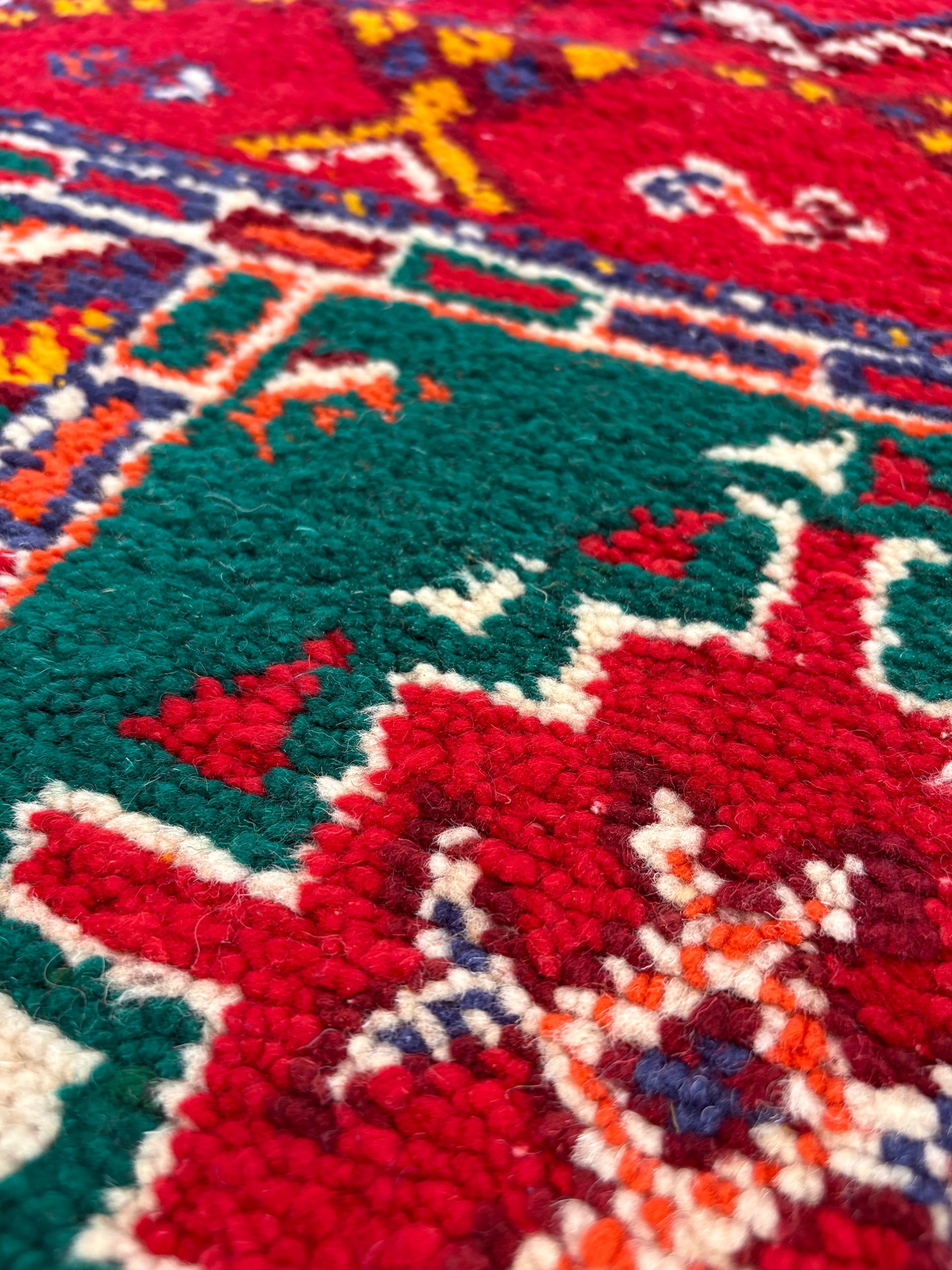 Moroccan Berber Patchwork Rug – Hand-Knotted Wool – 25 × 42 in