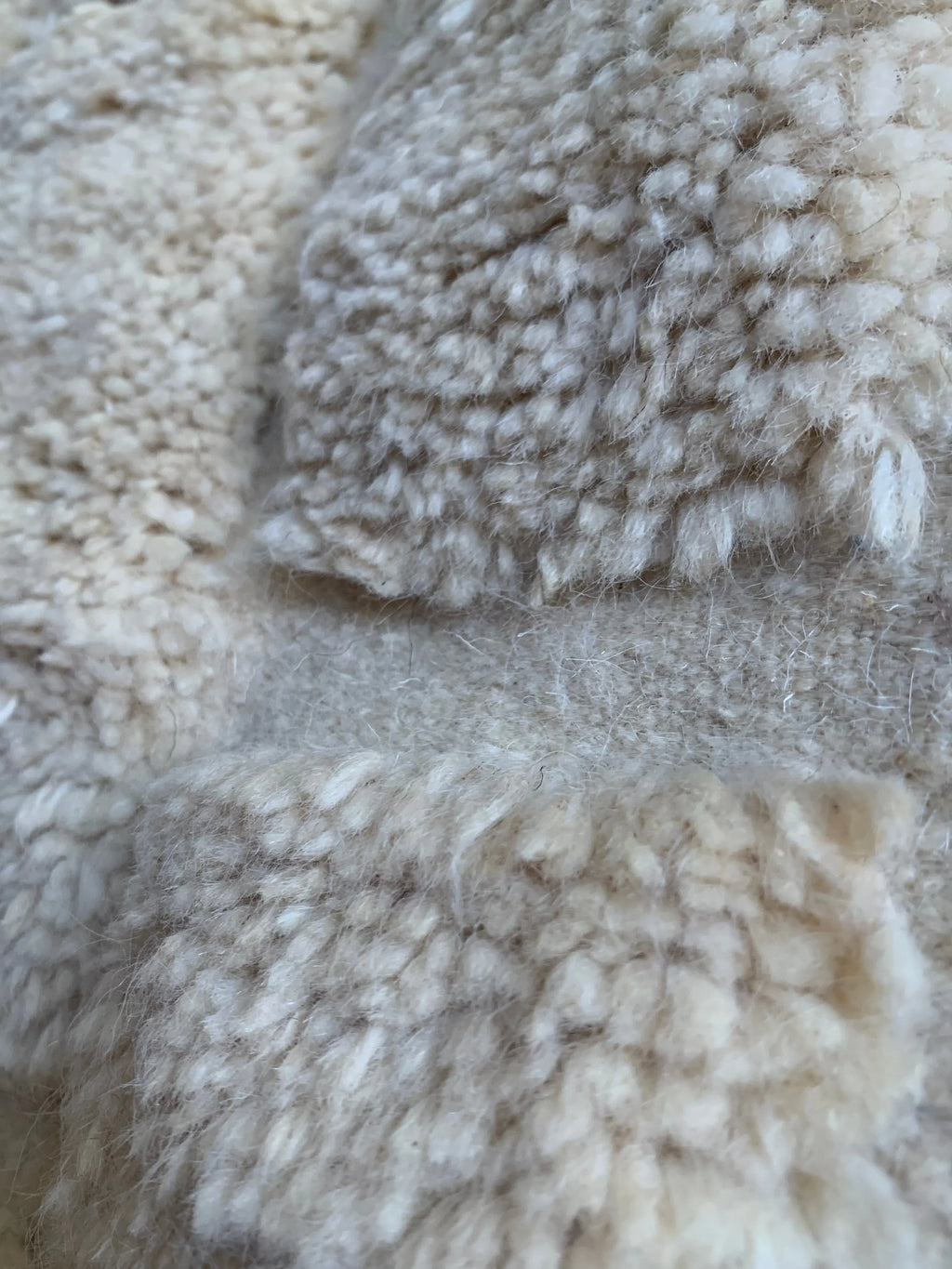 White Moroccan Rug – Handwoven Pure Wool from Taznakht