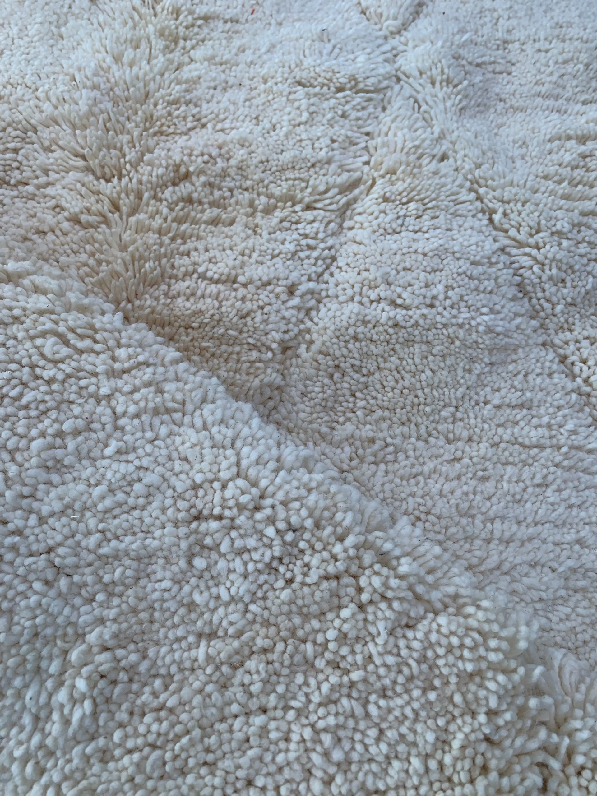 white moroccan rug