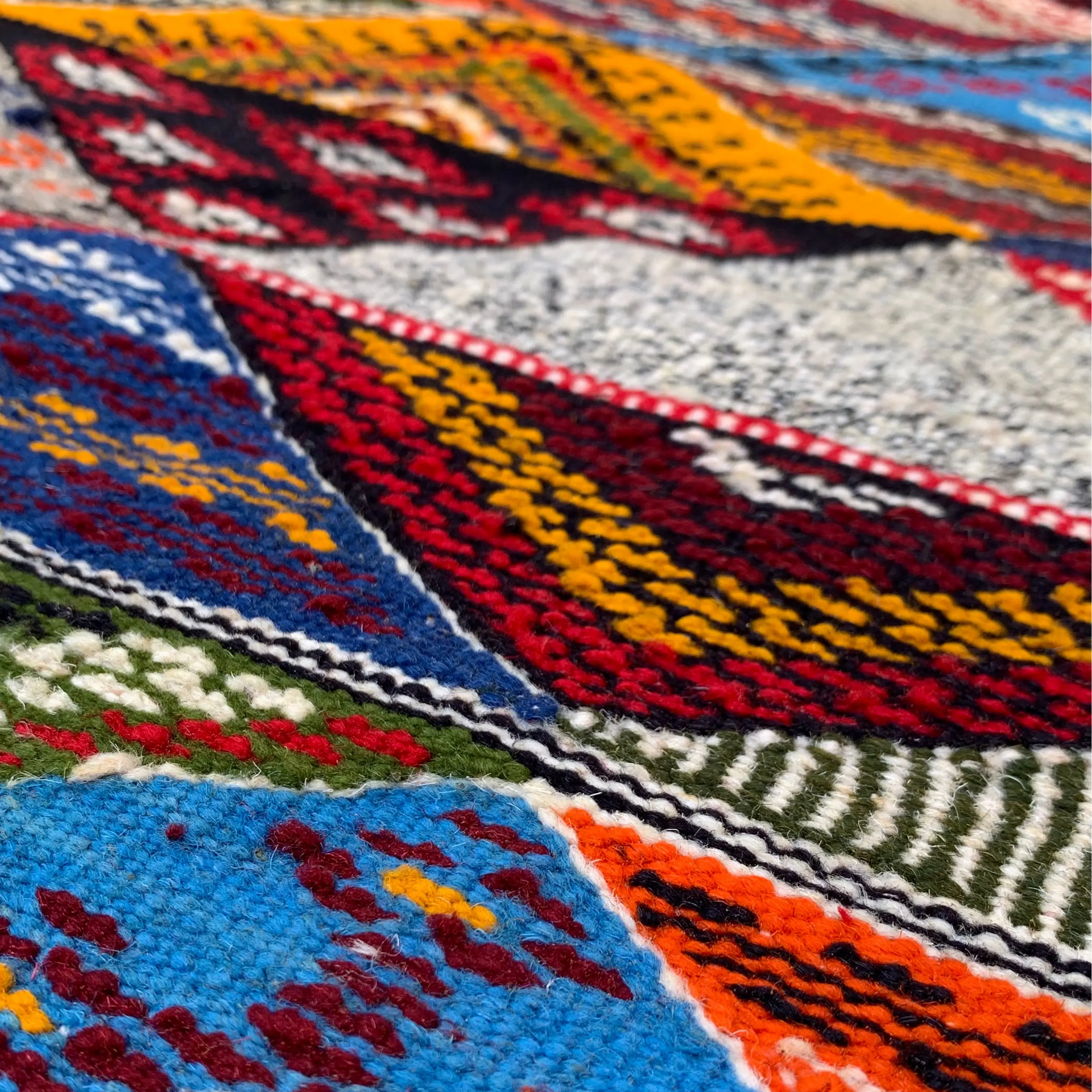 Moroccan Kilim Runner Rug 