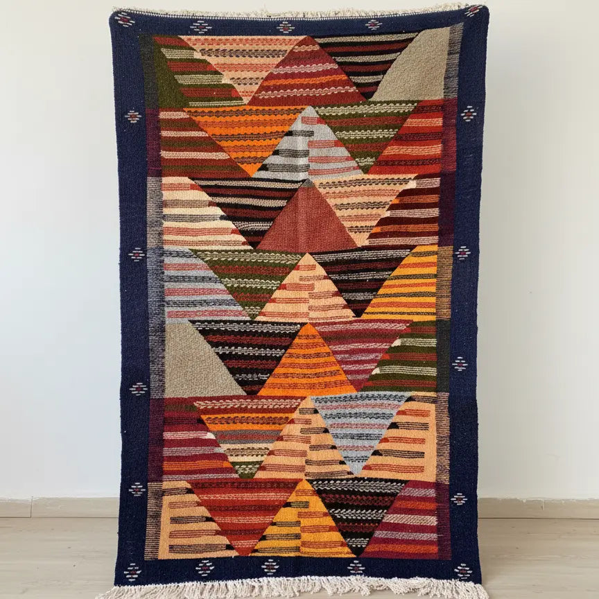 Moroccan Kilim Rug – Handwoven Reversible Picasso Rug from Taznakht