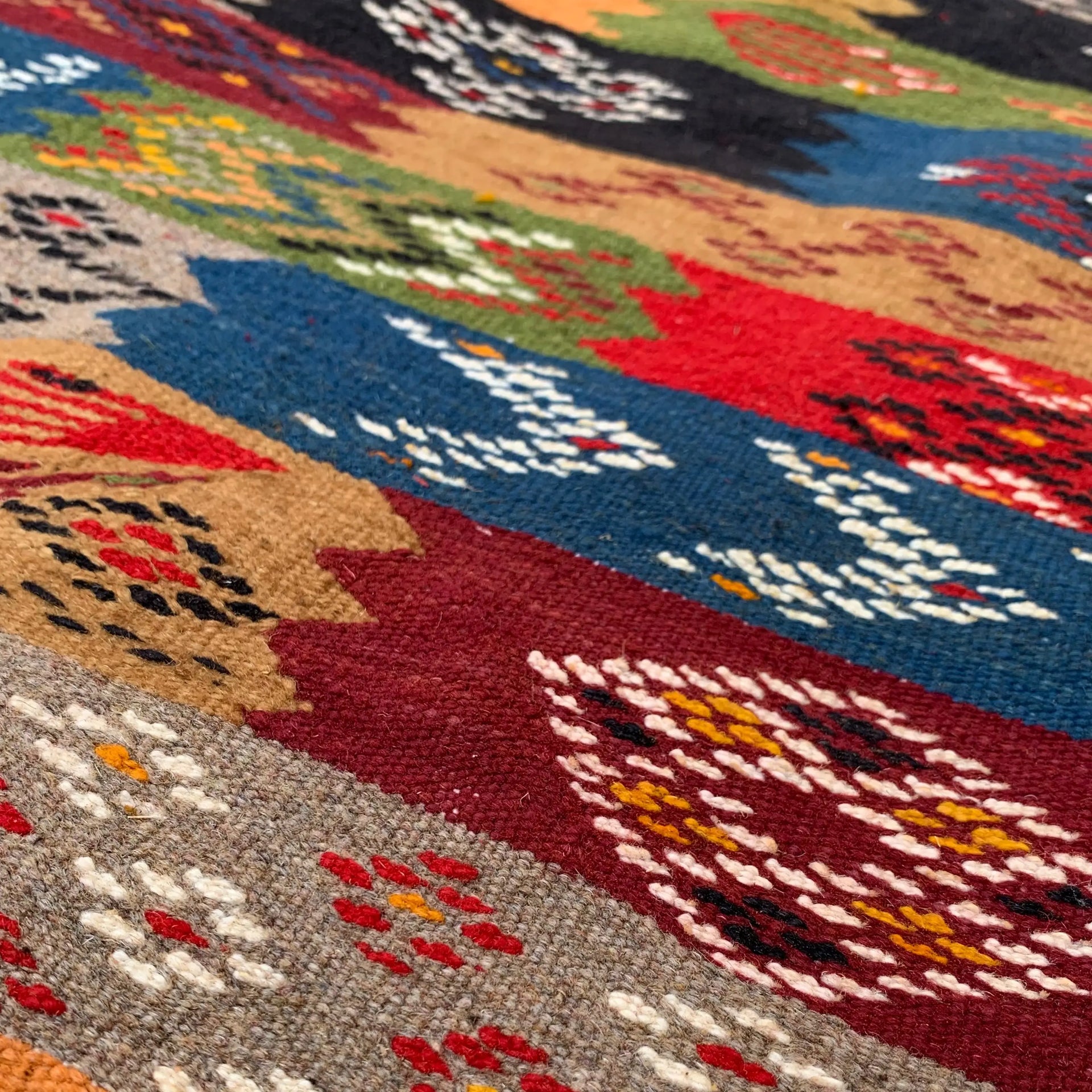 Moroccan Kilim Runner Rug