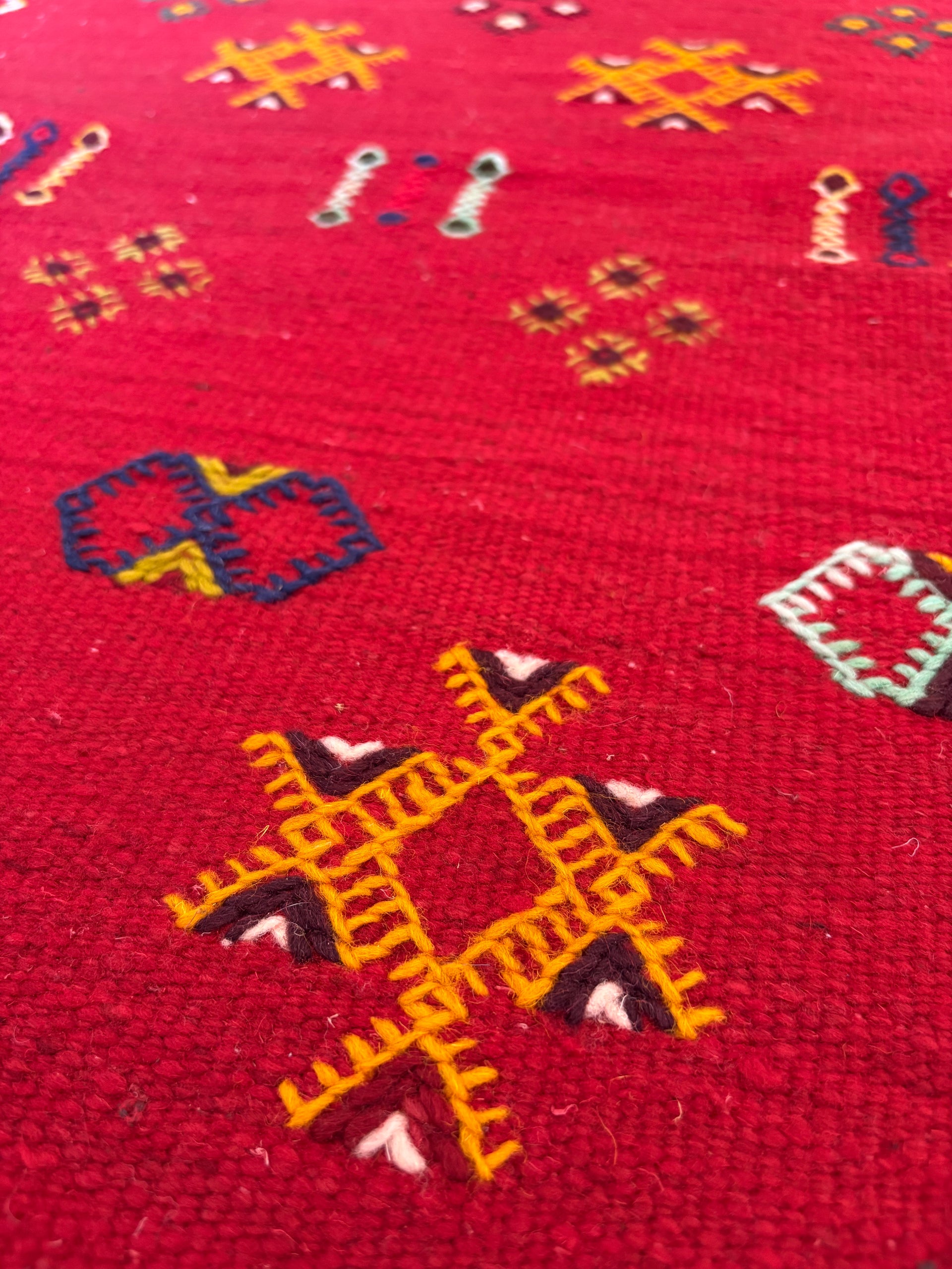 Detailed Moroccan Berber kilim weaving