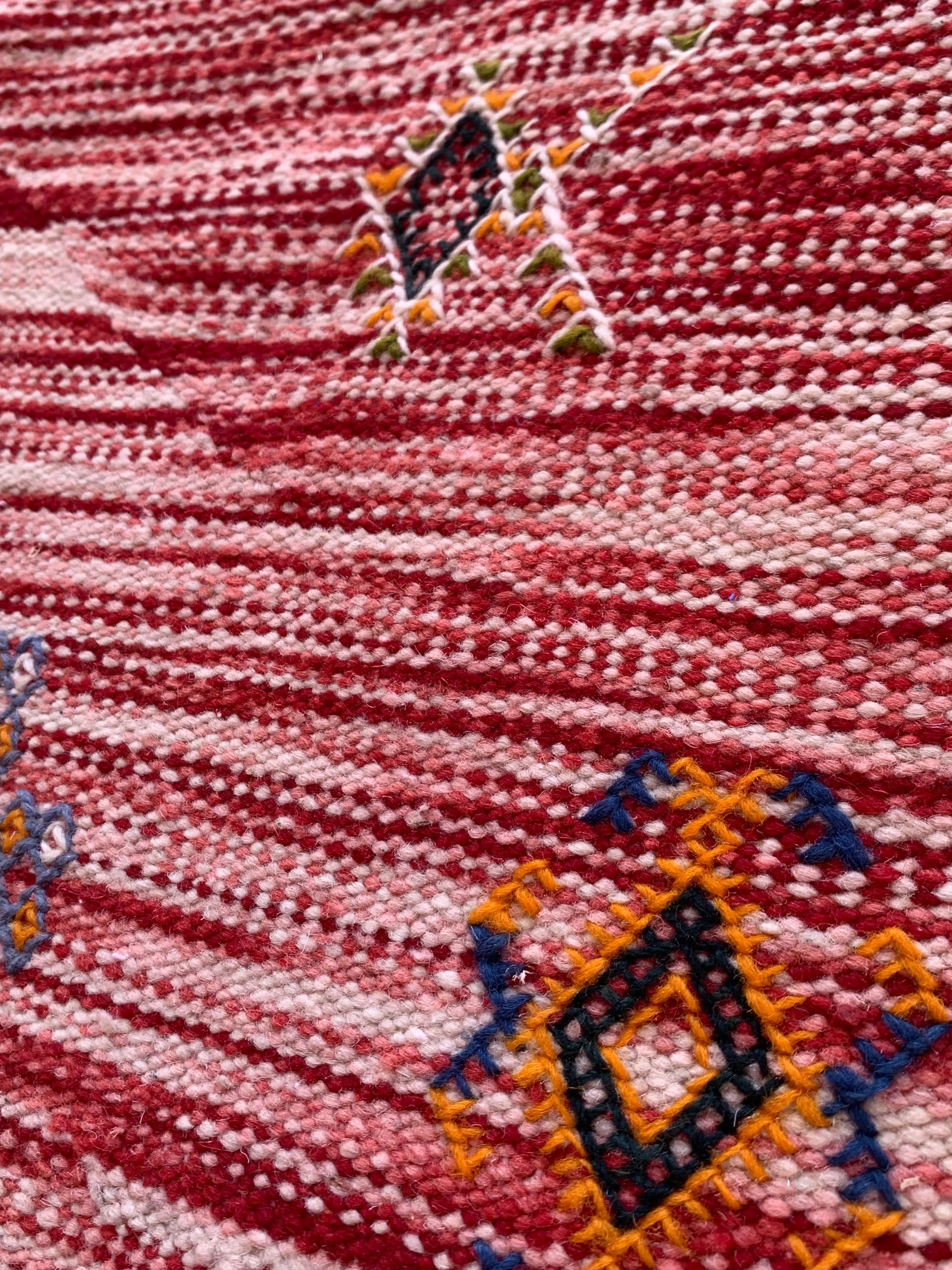 Moroccan Red Rug – Handwoven Gradient Design