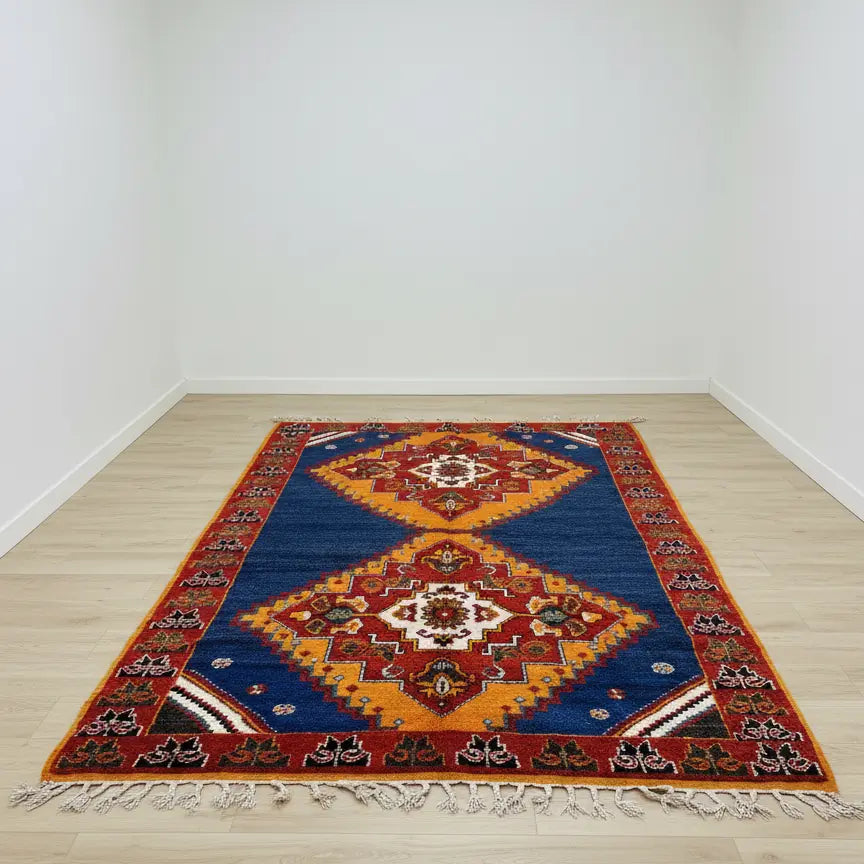 Traditional Moroccan Rug – Handwoven Antique-Style Wool from Taznakht