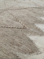 Beige & White Reversible Handwoven Rug – 150 × 95 cm (59” × 37”) TazRugs