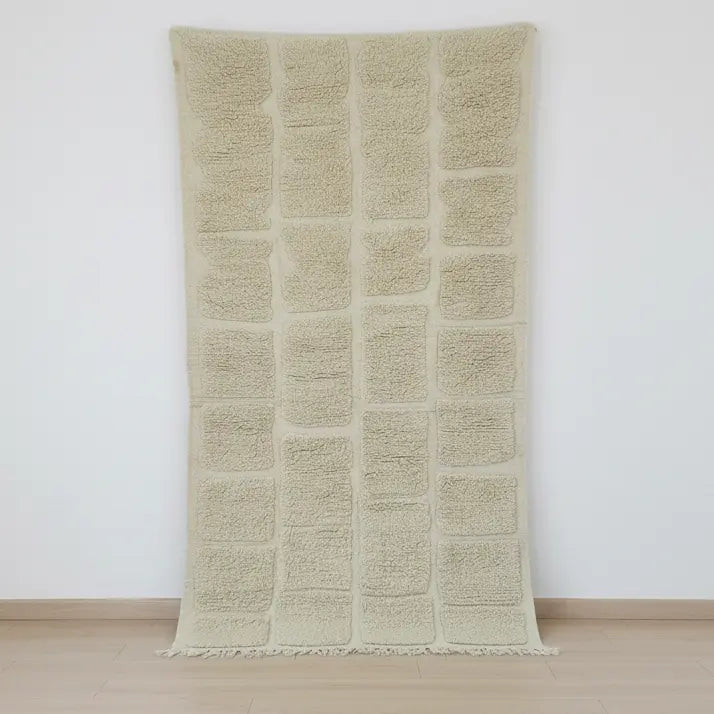 White Moroccan Rug – Handwoven Natural Wool from Taznakht