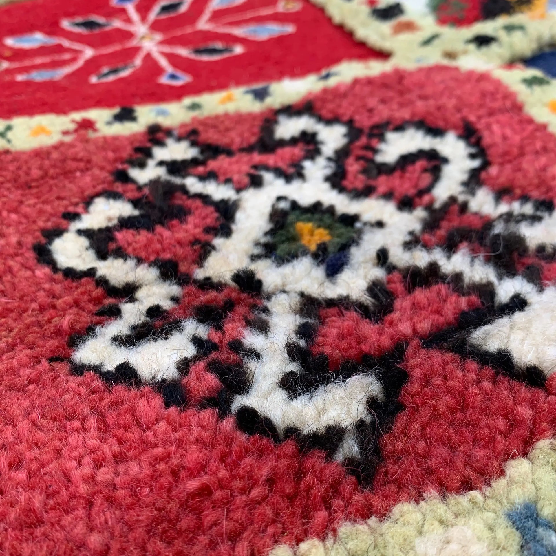  Small Moroccan Rug