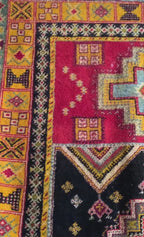 Vintage Moroccan Rug – Handwoven Artisan Treasure