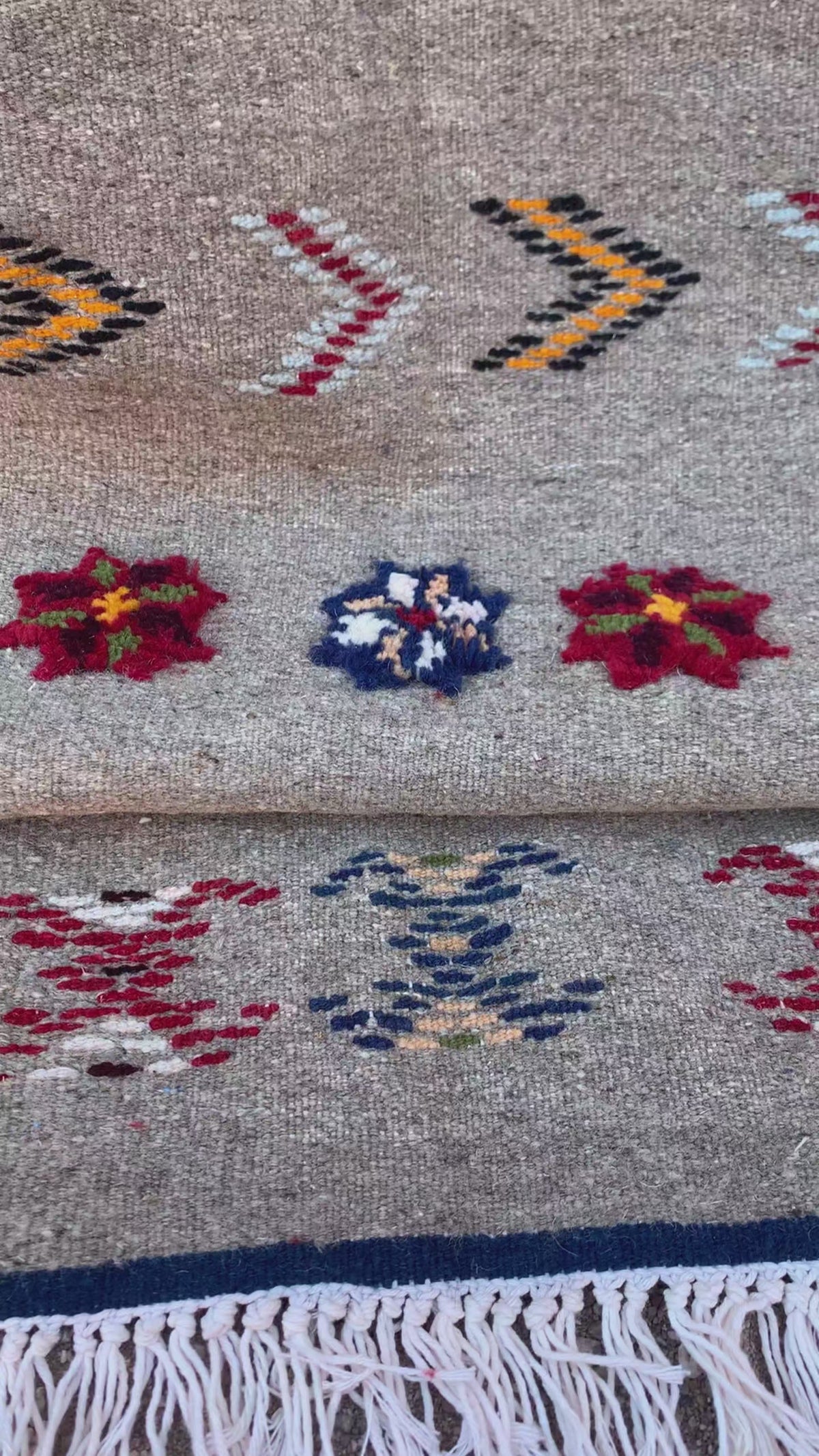Gray Moroccan Rug – Handwoven Wool from Taznakht