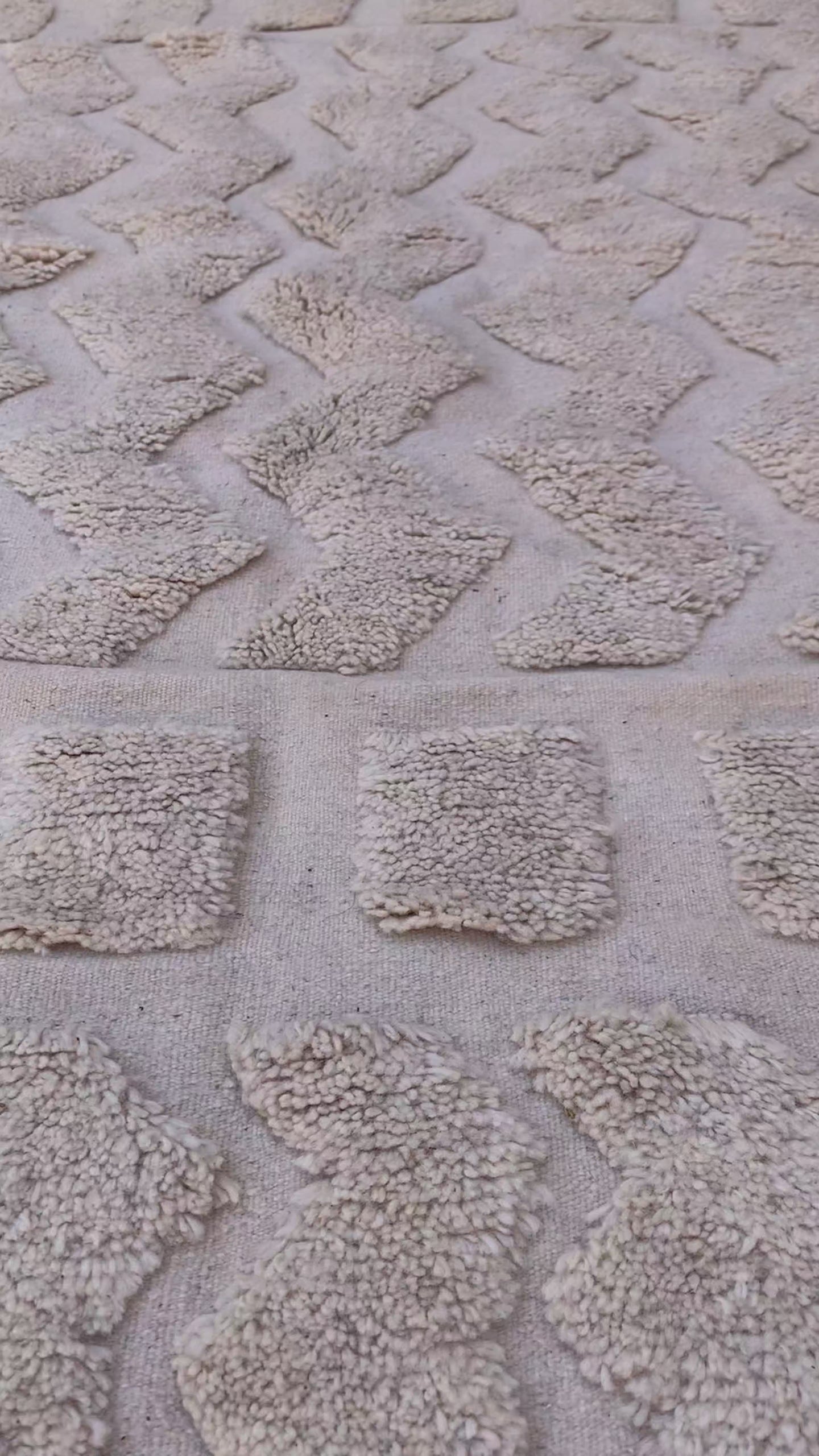 White Moroccan Rug – Handwoven Artisan Wool Piece