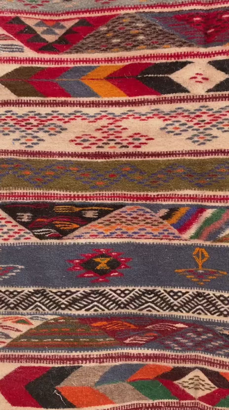 Moroccan Runner Rug – Handwoven Artisan Wool Piece