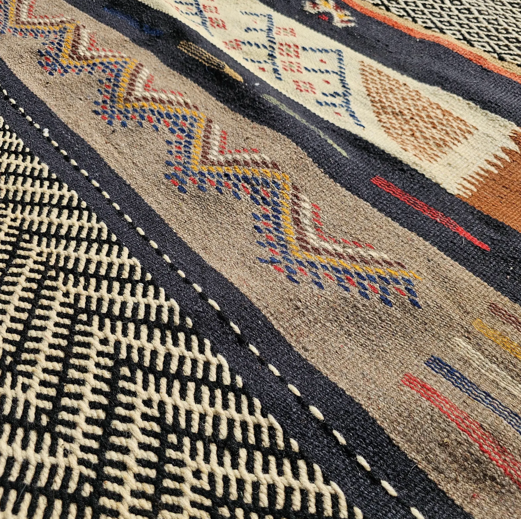 Close-up of Woven Duality Taznakht rug showing Kharita and Zanafi flatweave texture